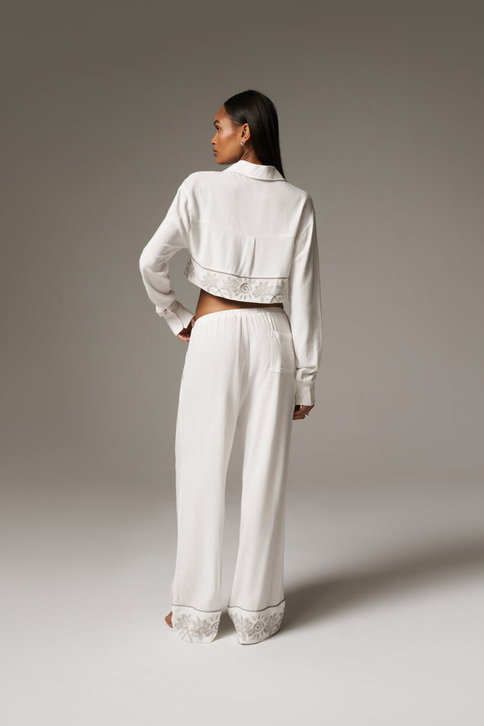 PALM EMBROIDERED CROPPED SHIRT - OFF WHITE