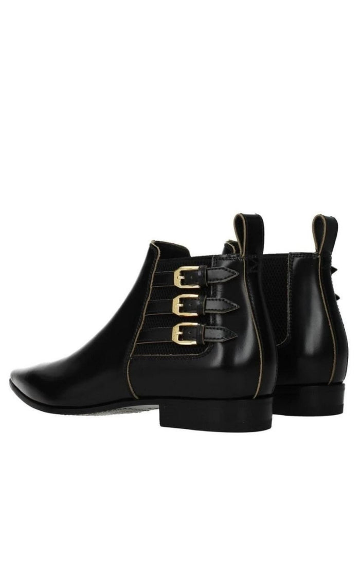 Gucci Ankle Leather Boots - Runway Catalog