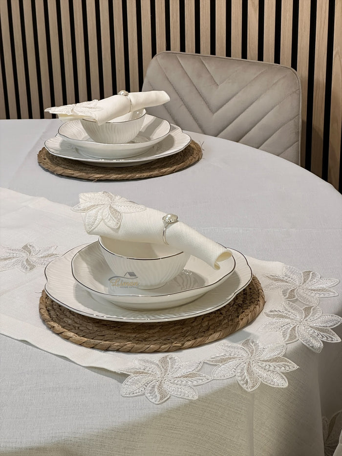 Liman Home Decor - Liman Online Artemis Tafelkleed Set Met Server Cream 18 Delig