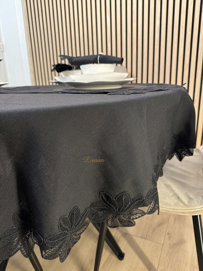 Liman Home Decor - Liman Online Artemis Tafelkleed Set Met Server Zwart 18 Delig