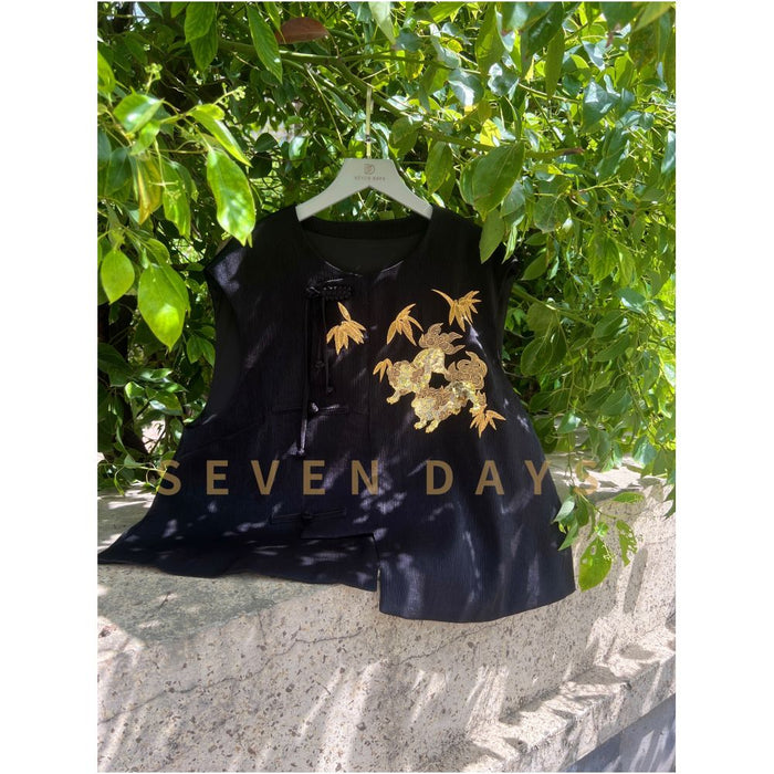 L / Black gold qilin vest