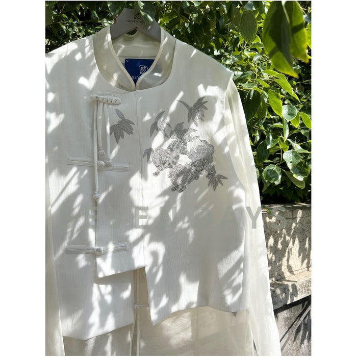 XXL / Silver qilin vest