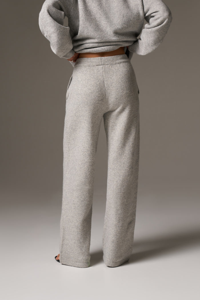 CTRE KNITTED JOGGERS - GREY