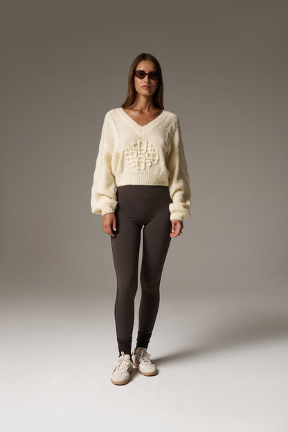EMBLEM KNITTED V NECK JUMPER - BUTTERMILK