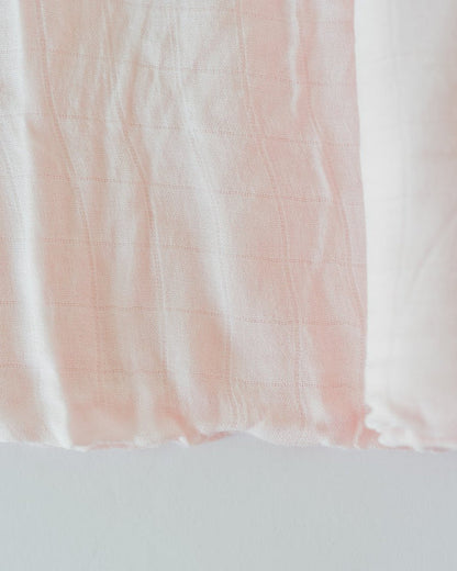 Little Unicorn Deluxe Muslin Single Swaddle  - Blush