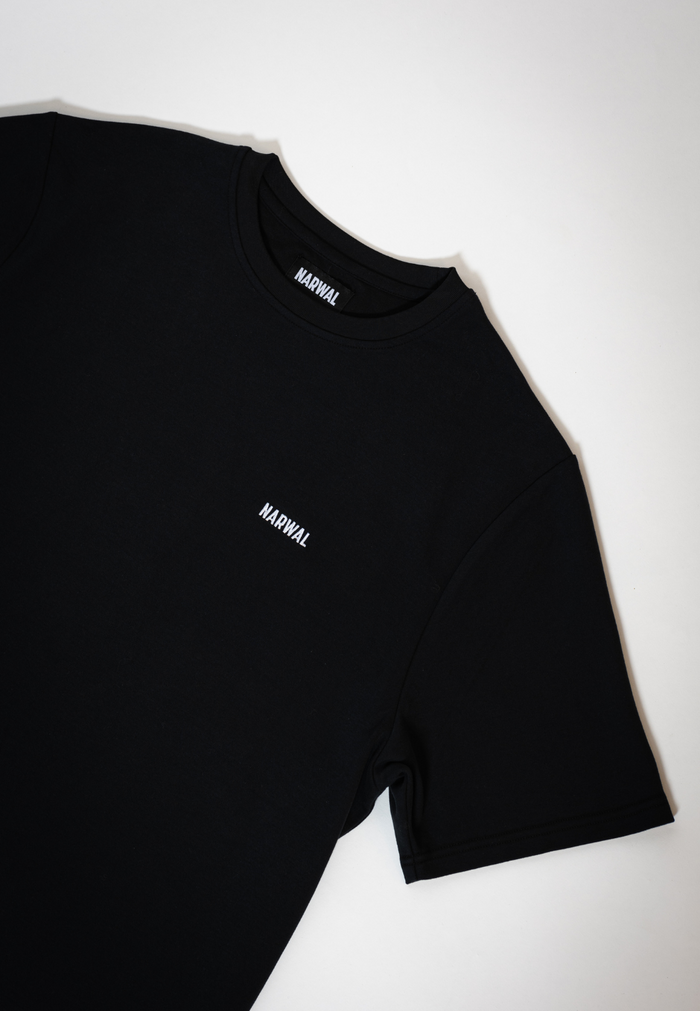 Plain Black - T-shirt