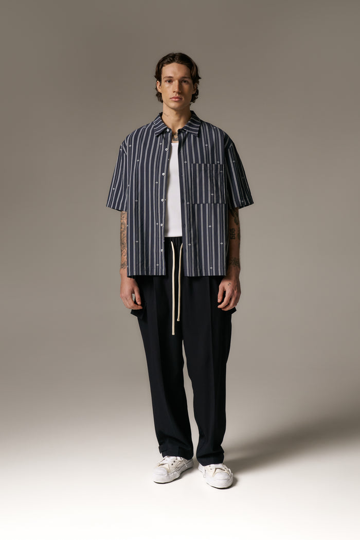 PLEATED WIDE LEG TROUSER - NAVY
