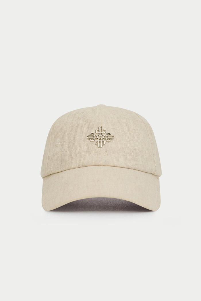 TEXTURED METAL BADGE CAP - BEIGE