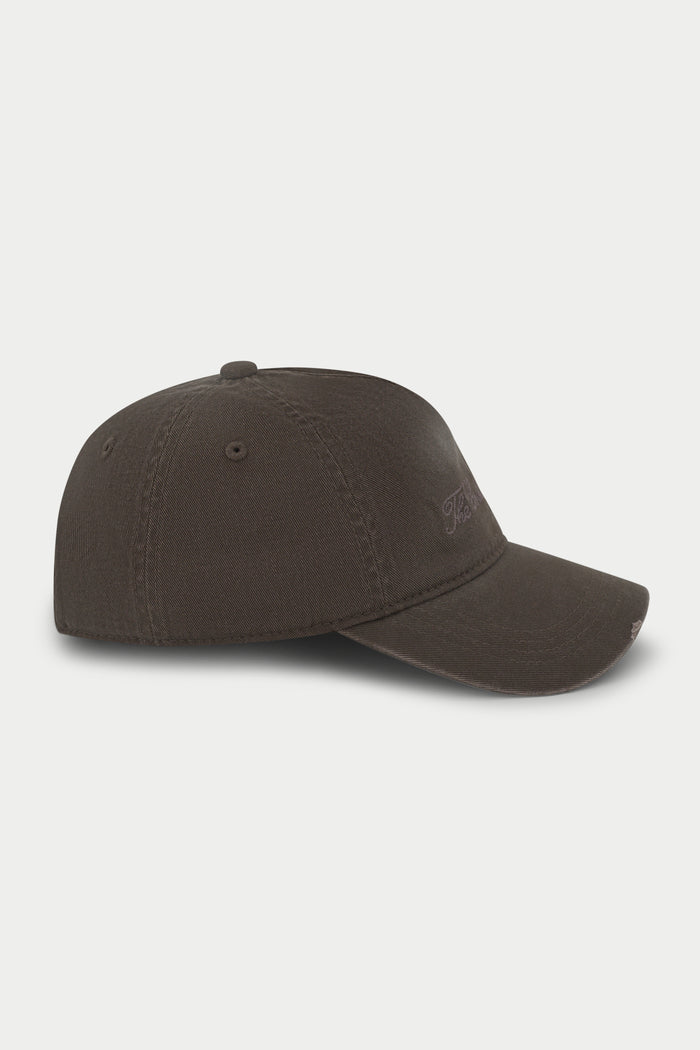 WASHED SCRIPT CAP - BROWN