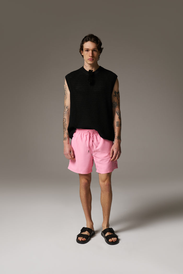 WATER REACTIVE EMBLEM SWIM SHORT - PINK